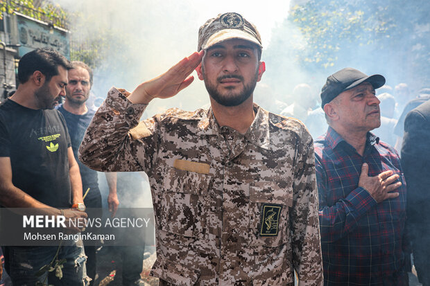 مراسم تشییع پیکر مطهر شهید مدافع حرم «مهدی اکبرپور روشن» صبح امروز دوشنبه ۱۹ تیر ۱۴۰۲ با حضور خانواده، هم‌رزمان و مردم شهیدپرور تهران در مسجد جامع ابوذر برگزار شد