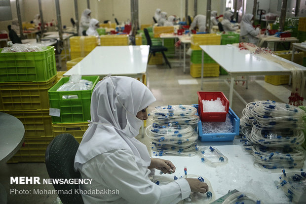 تسهيل ظروف تصدير الأدوية والمعدات الطبية من إيران إلى العراق