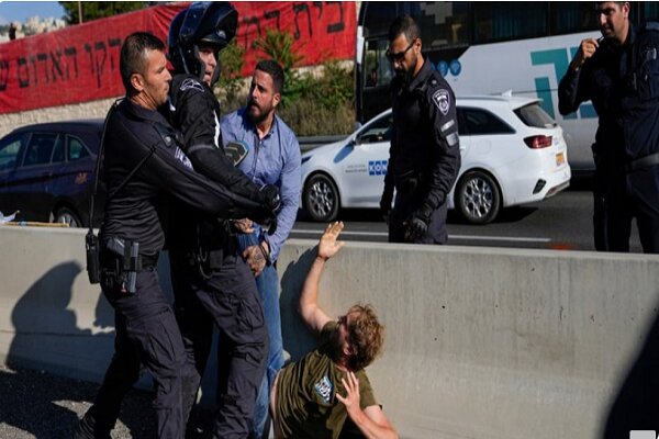 42 arrested in fresh anti-Netanyahu protests (+VIDEO)