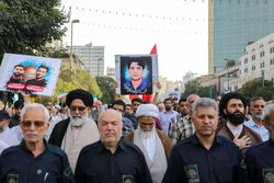 راهپیمایی «مدافعان حریم خانواده» در مشهد