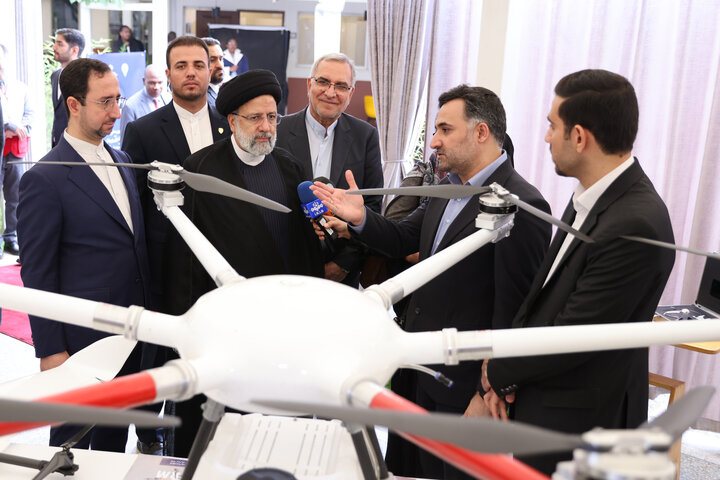 کینیا میں صدر رئیسی کی موجودگی میں "ایرانی ڈرون پیلیکان 2" کی رونمائی