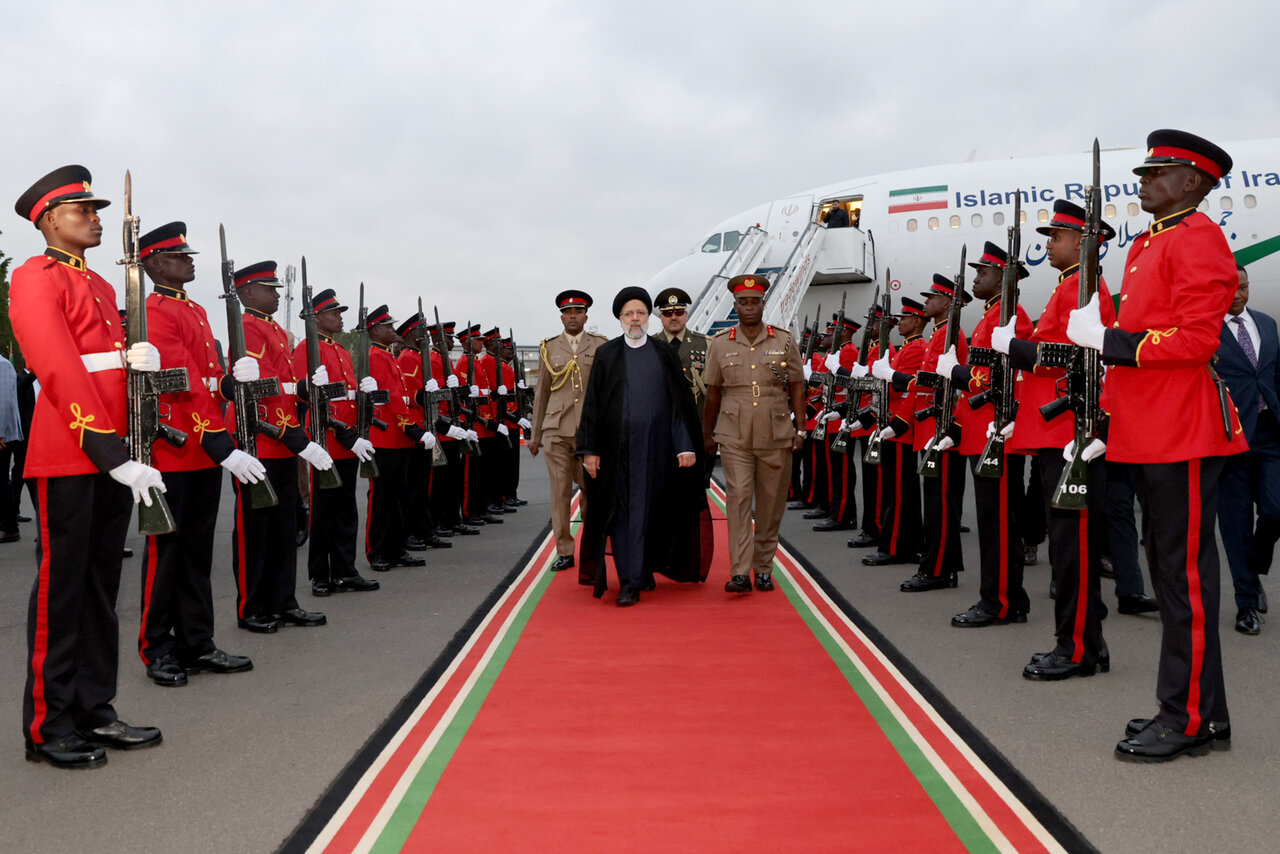 ایرانی صدر آیت اللہ رئیسی نیروبی پہنچ گئے
