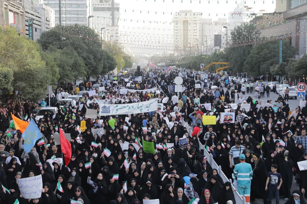 راهپیمایی روز عفاف و حجاب در مشهد