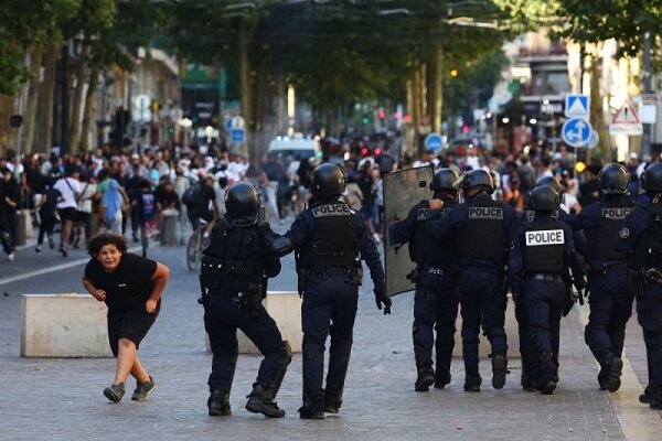 فرانس، احتجاج کا خوف، قومی دن کے موقع پر سیکورٹی کے شدید انتطامات