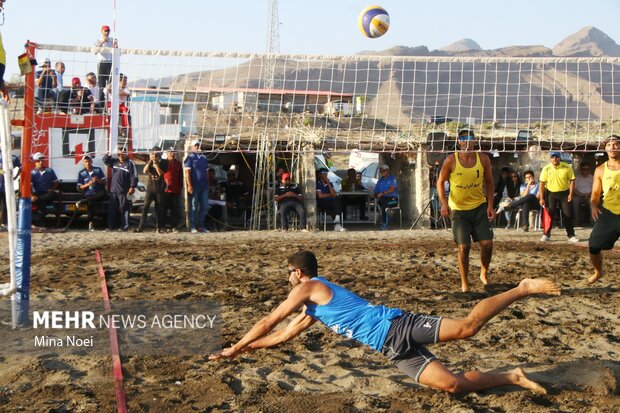 مسابقات والیبال ساحلی جایزه بزرگ دریاچه ارومیه 6