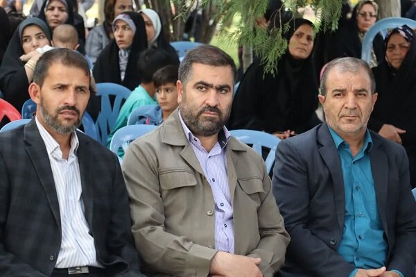 اجتماع مردمی «حریم خانواده» در فراهان برگزار شد