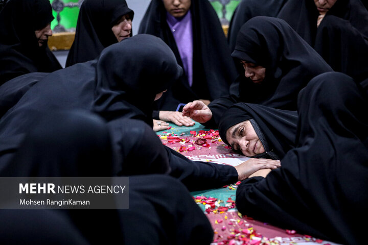 مراسم وداع با پیکر شهید مهدی اکبرپور روشن، عصر امروز یکشنبه ۱۸ تیرماه ۱۴۰۲ در معراج شهدای تهران برگزار شد