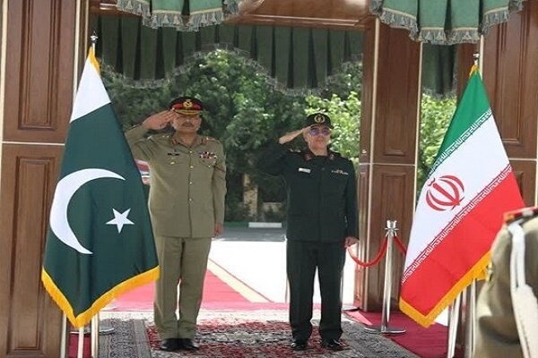Iran, Pakistan discuss enhancing military coop.