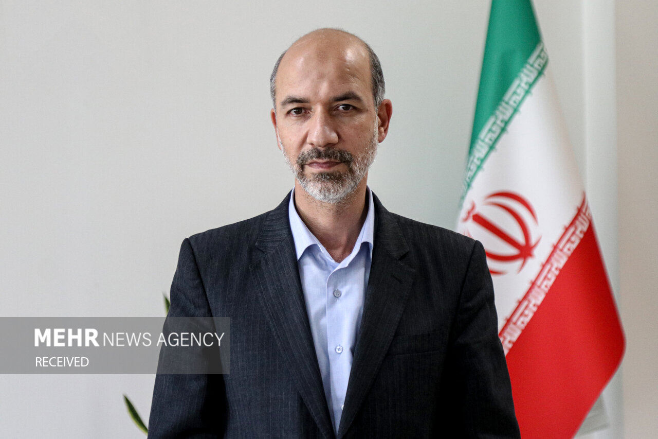 وزير الطاقة الإيراني يعلن عن إعادة بناء عدد من محطات توليد الكهرباء في سوريا