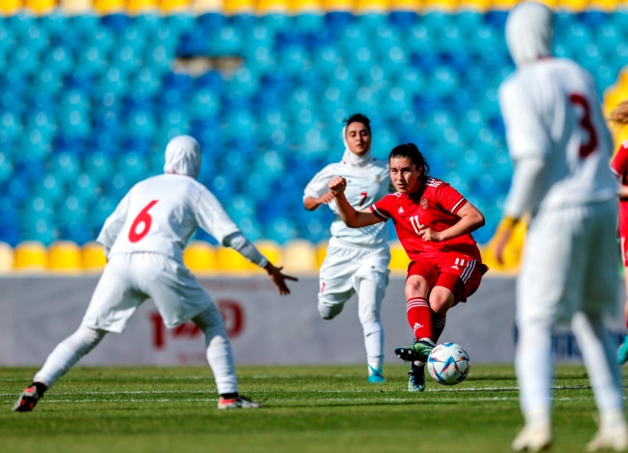 Iran’s women’s football lose to Russia: friendly