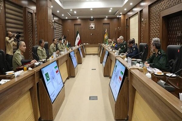 اللواء باقري: تقارب إيران وباكستان يؤثر على أمن المنطقة والعالم الإسلامي