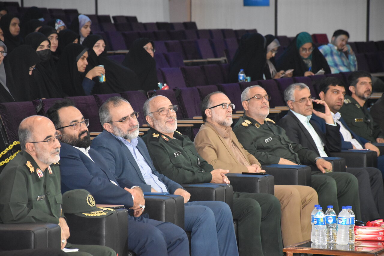 ادامه پیروزیهای بزرگ در انقلاب اسلامی نیازمند جهاد تبیین است