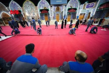 VIDEO: Imam Hussein Holy Shrine covered in red carpets