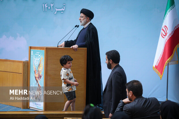 Honoring Welfare Week with presence of Raeisi in Tehran