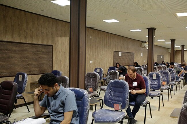 آزمون دستیاران تخصصی در بوشهر برگزار شد 