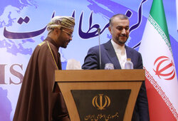 امیرعبداللهیان و  وزیر امور خارجه عمان تلفنی گفتگو کردند
