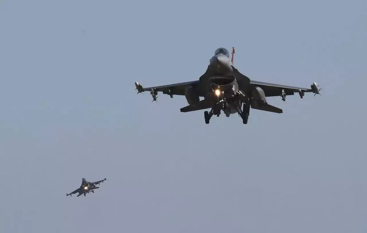 The Netherlands, Denmark to give F-16 fighter jets to Ukraine