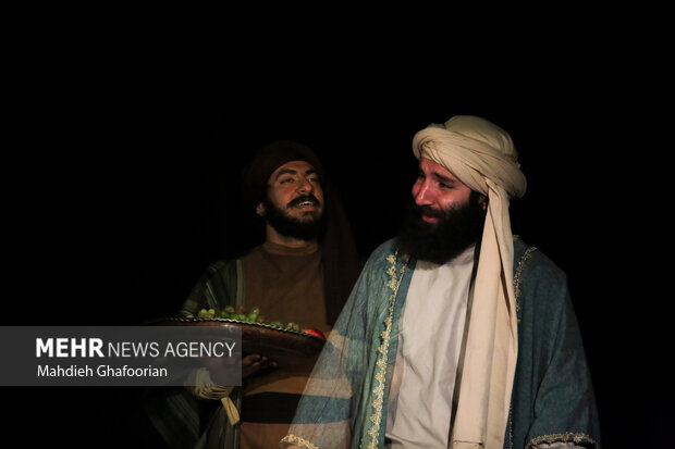 اجرای نمایش دینی «آهوان» در مشهد