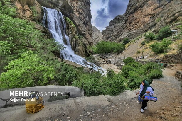 آبشار آب سفید 7