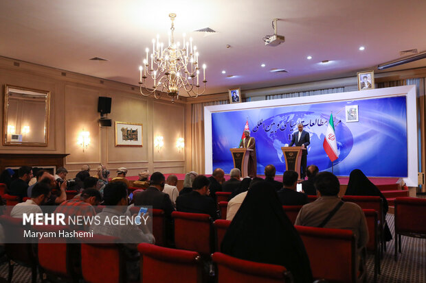 دیدار وزرای خارجه عمان و ایران