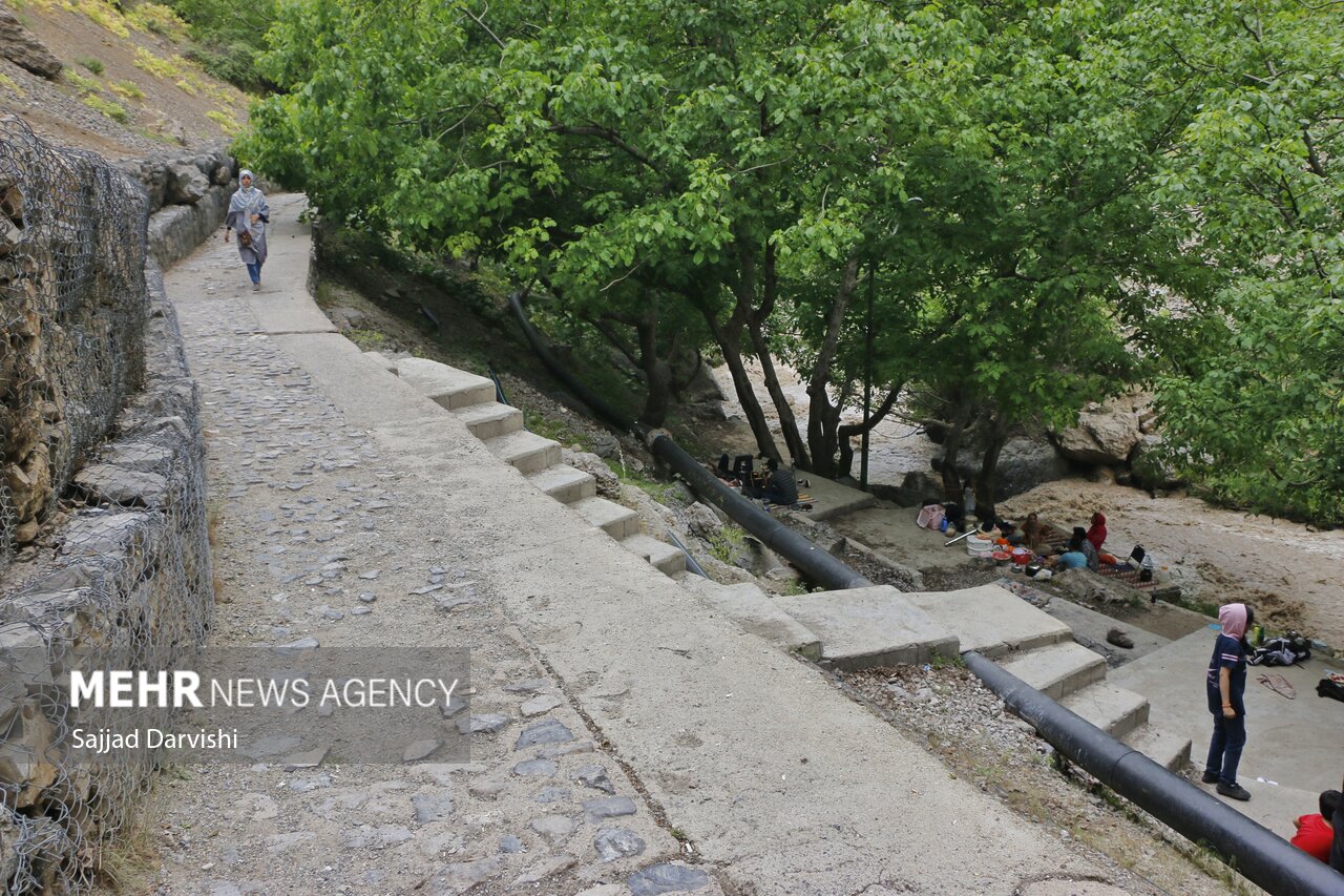 عروس آبشارهای ایران کجاست؟