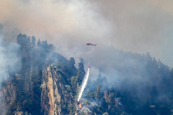 Swiss police evacuate villages due to wildfire