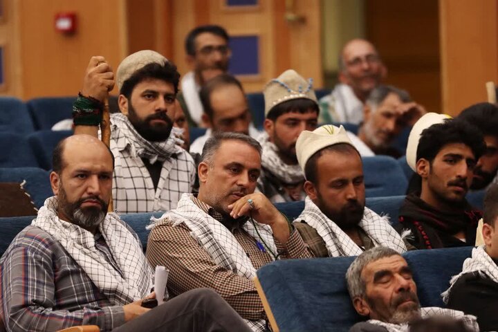 عشایر قشر مولد و حافظان امنیت غذایی کشور هستند