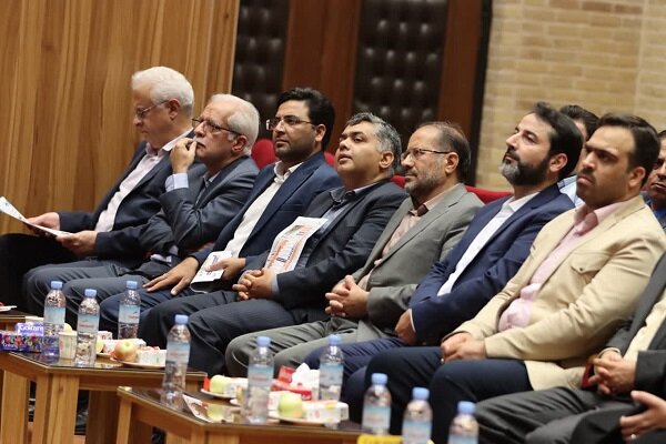 25 ایده پرداز برتر رویداد «ایده شو یزد پلاس» تجلیل شدند