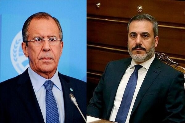 Russia, Turkey FMs discuss situation around grain deal 