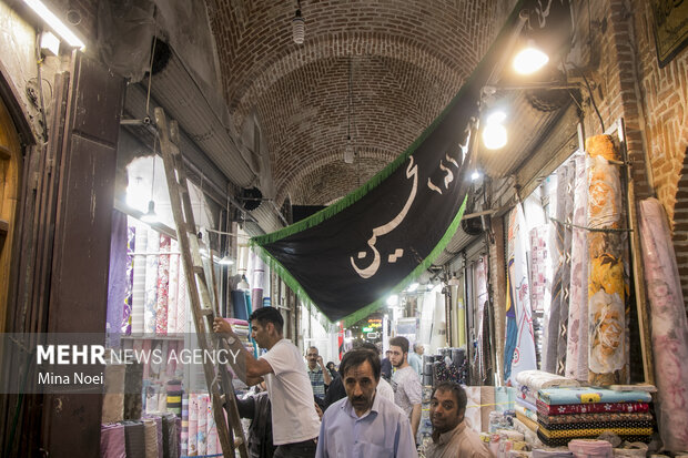 سیاه پوش شدن بازار تاریخی تبریز