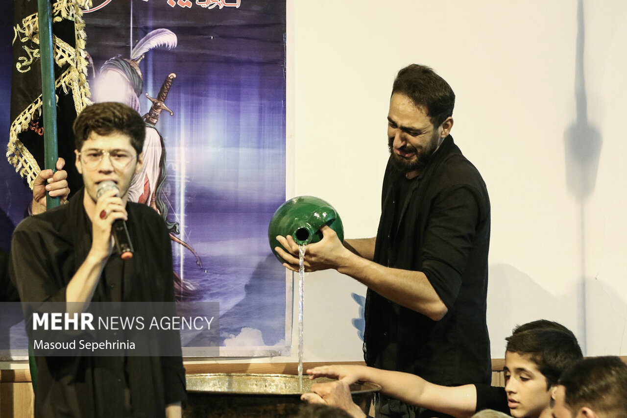 «طشتگذاری» آیینی که از کربلا و آب نشان دارد