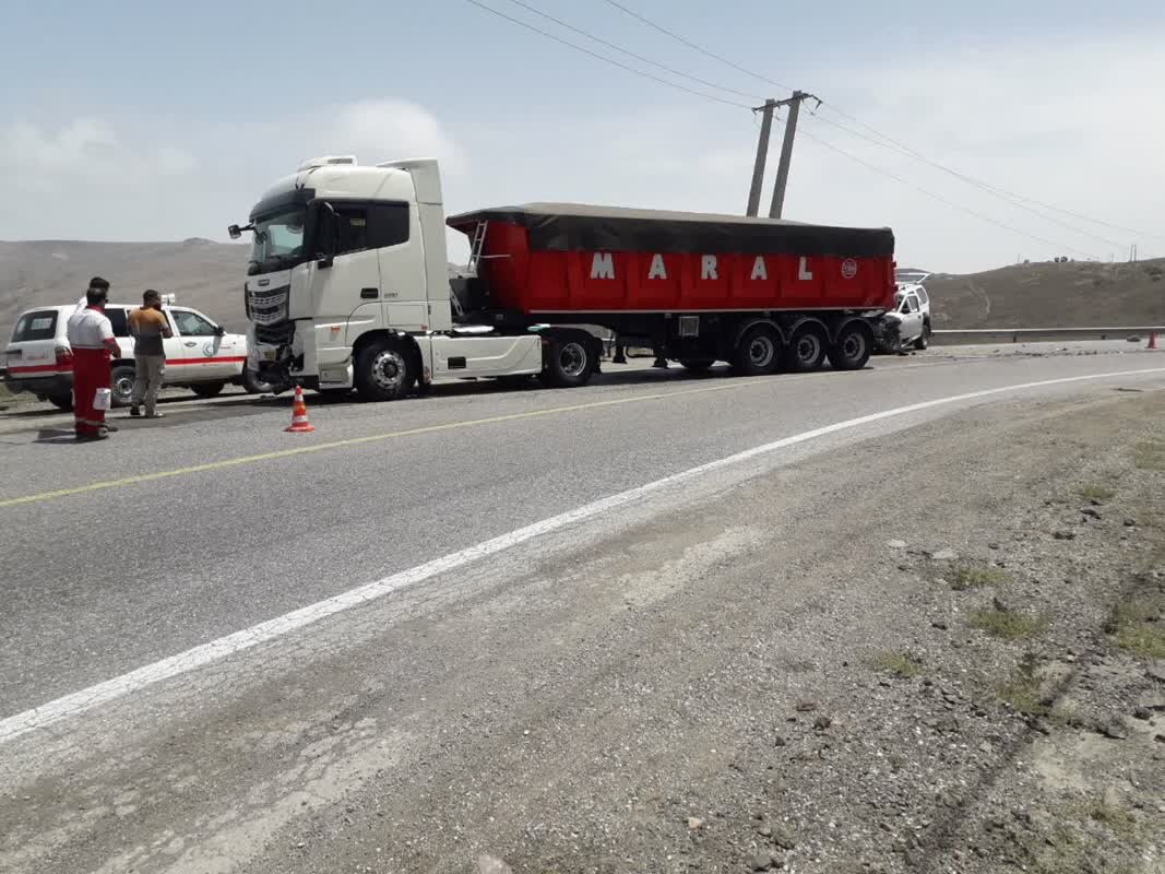 واژگونی تریلی در جاده آشخانه به جنگل گلستان ۲ کشته برجا گذاشت