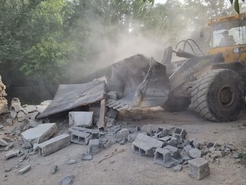 ۶۷ مورد ساخت وساز غیرمجاز در روستای «لم آباد» تخریب شد