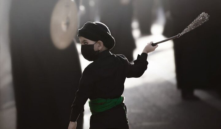 عشق به امام حسین (ع) سن و سال نمیشناسد