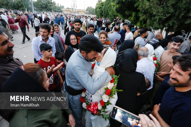 بازگشت اولین گروه حجاج در همدان