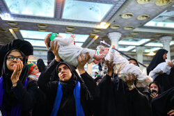 مصلی تہران میں کربلا کے ننھے مجاہد کی یاد میں بچوں کا اجتماع
