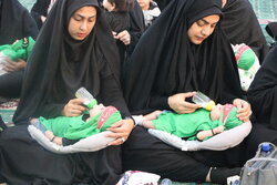 اجتماع شیرخوارگان حسینی در امامزاده هادی (ع) فین کاشان