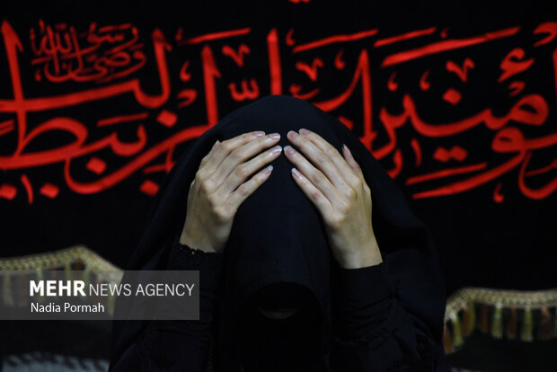 حضور گسترده مردم در مراسم شیرخوارگان حسینی