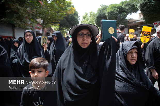 راهپیمایی مردم قزوین در محکومیت اهانت به قرآن کریم