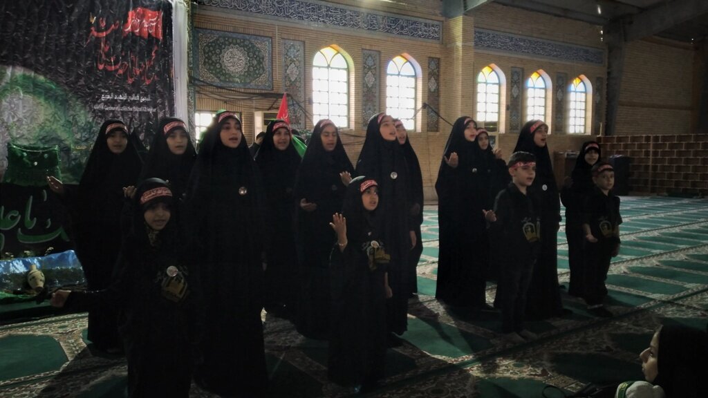 همایش شیرخوارگان حسینی در گناوه برگزار شد