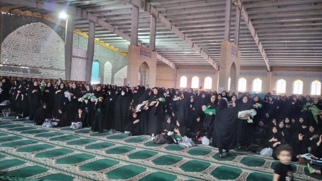 همایش شیرخوارگان حسینی در گناوه برگزار شد