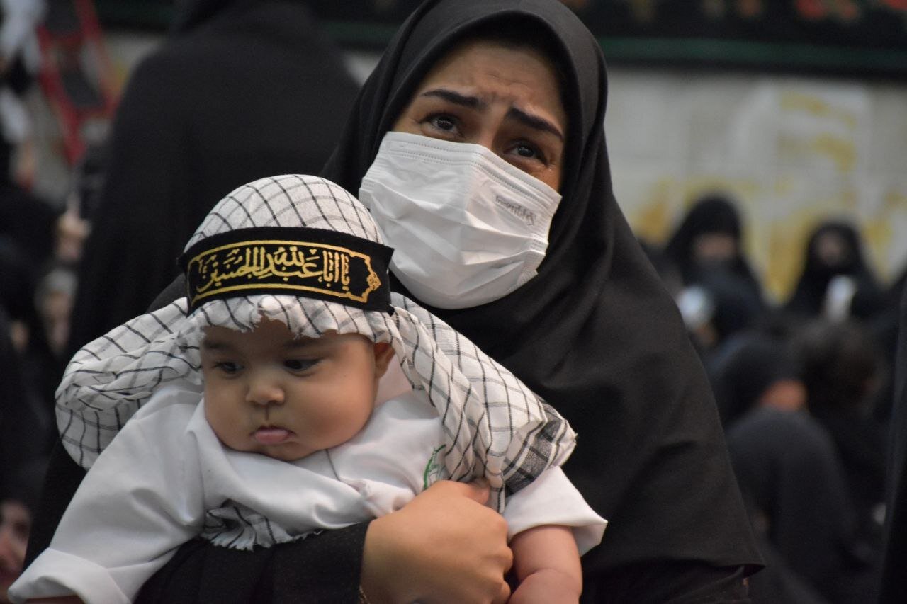 برگزاری همایش شیرخوارگان حسینی در مهدیه سنندج