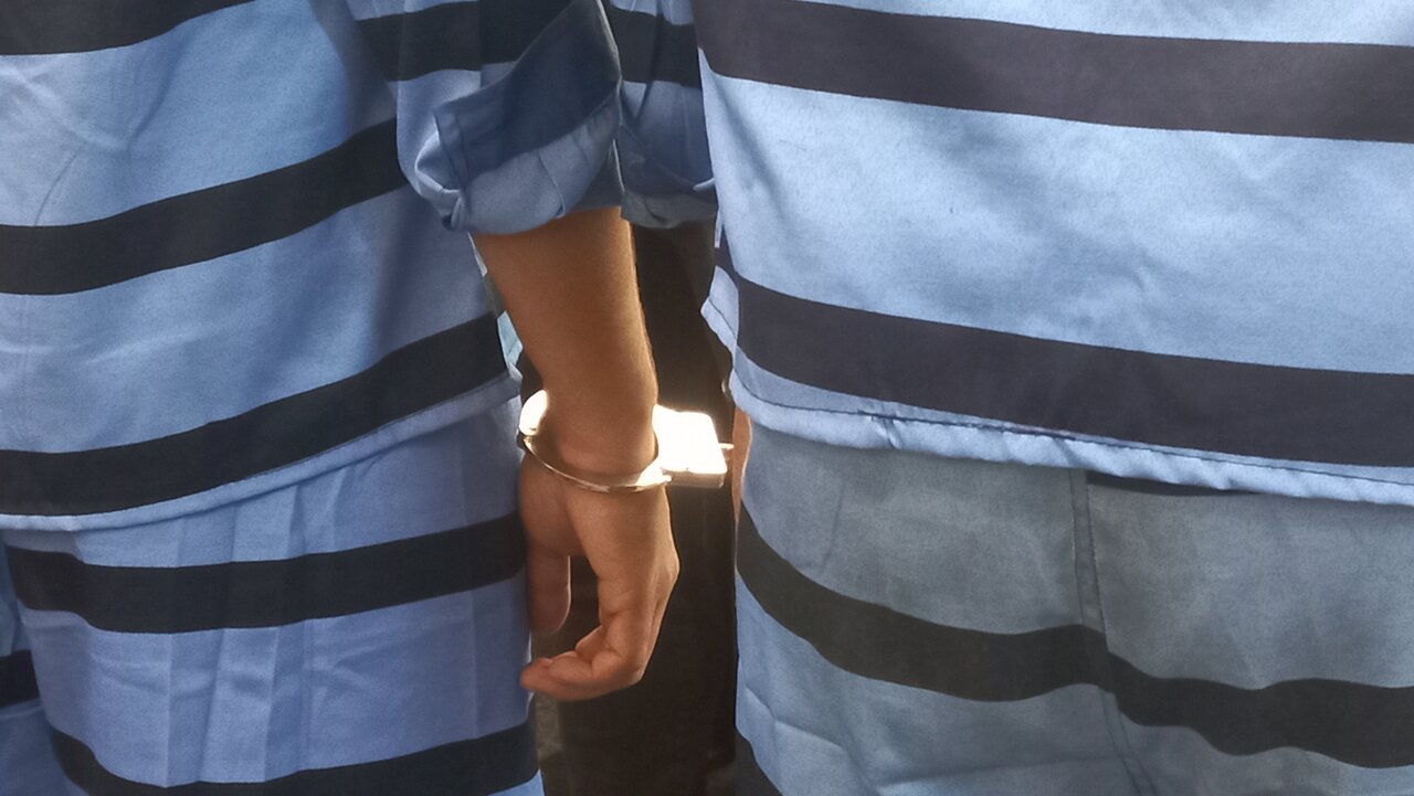 دستگیری ۲ سارق حرفه ای  در ایوان
