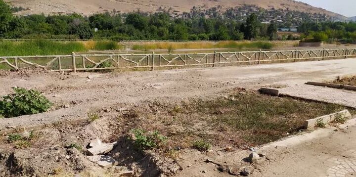 برخورد جدی با پیمانکاران متخلف فضای سبز شهری در خرمآباد