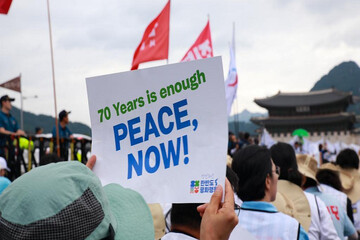 تجمع مردمی در کره‌جنوبی در اعتراض به تنش‌آفرینی آمریکا در شبه جزیره کره