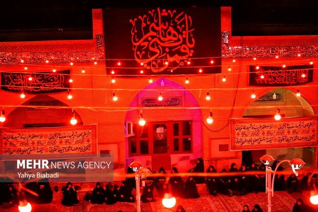 مراسم عزاداری شب پنجم محرم در کرمانشاه