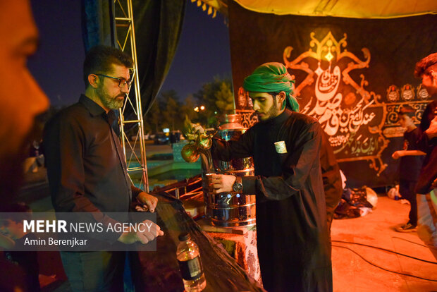 5th night of Muharram mourning in Shiraz
