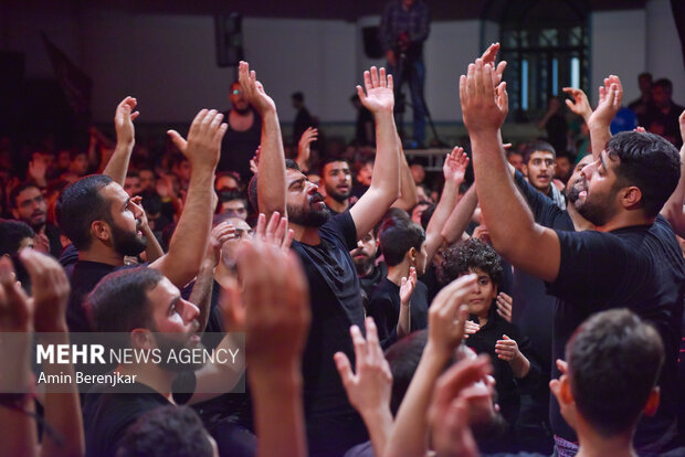 5th night of Muharram mourning in Shiraz
