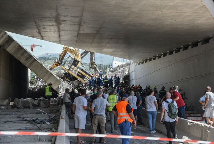 Bridge collapse in Greece leaves 9 killed, injured