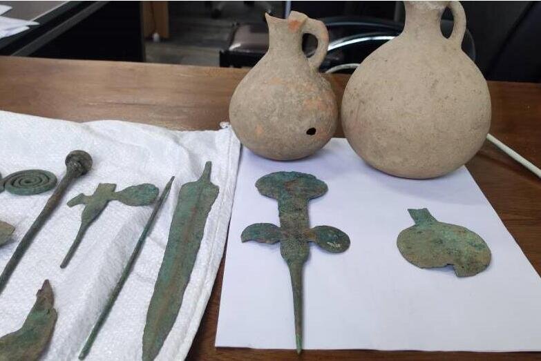 ۲۴ قطعه اشیای تاریخی دوره اسلامی – تاریخی در ساری کشف شد